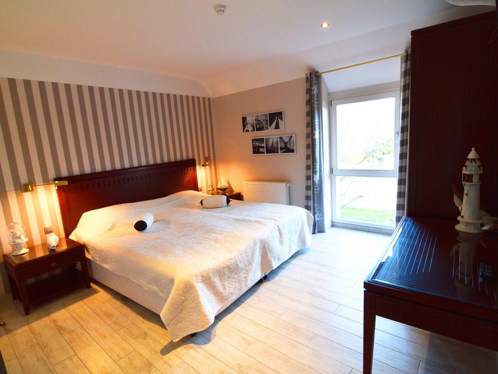Chateau Crawhez Hotel Thimister Esterno foto