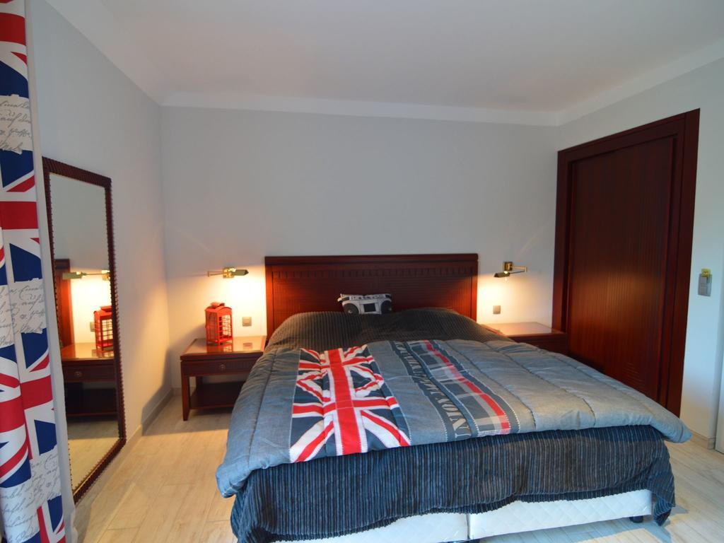 Chateau Crawhez Hotel Thimister Esterno foto