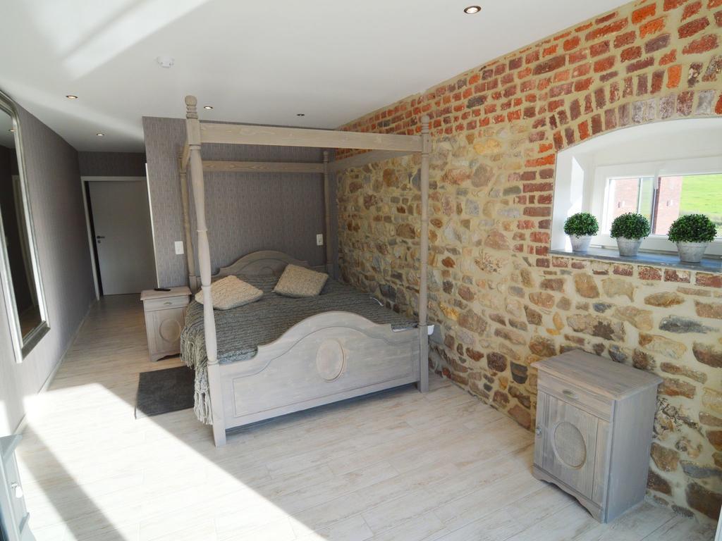 Chateau Crawhez Hotel Thimister Esterno foto