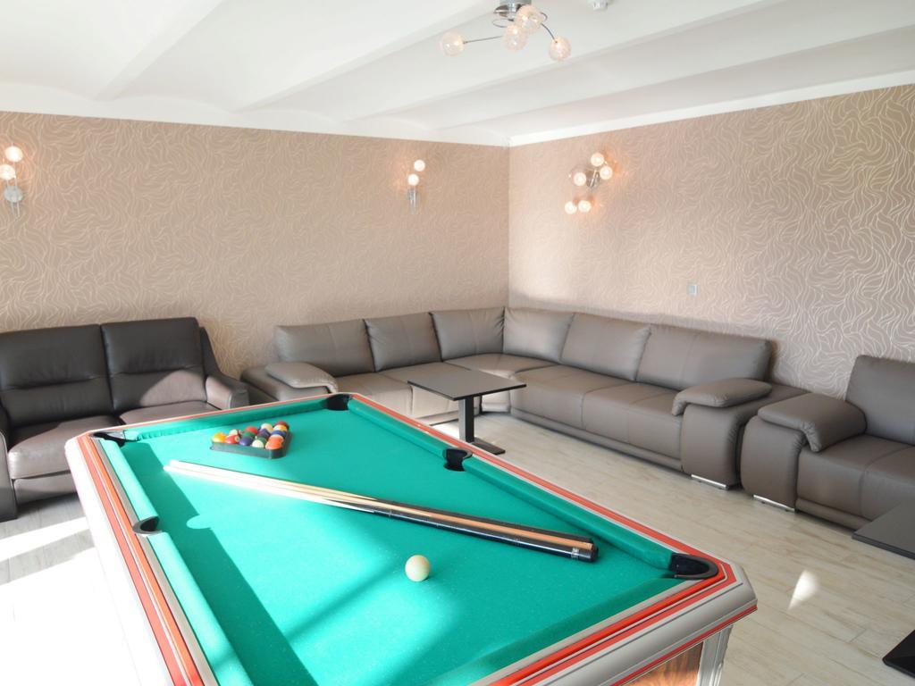 Chateau Crawhez Hotel Thimister Esterno foto
